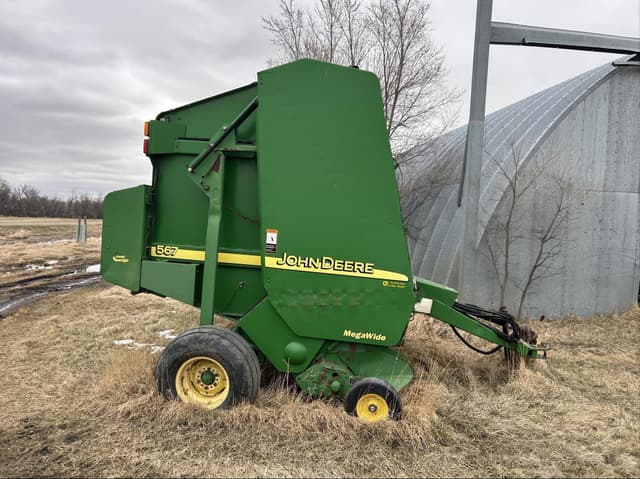 Image of John Deere 567 MegaWide equipment image 2