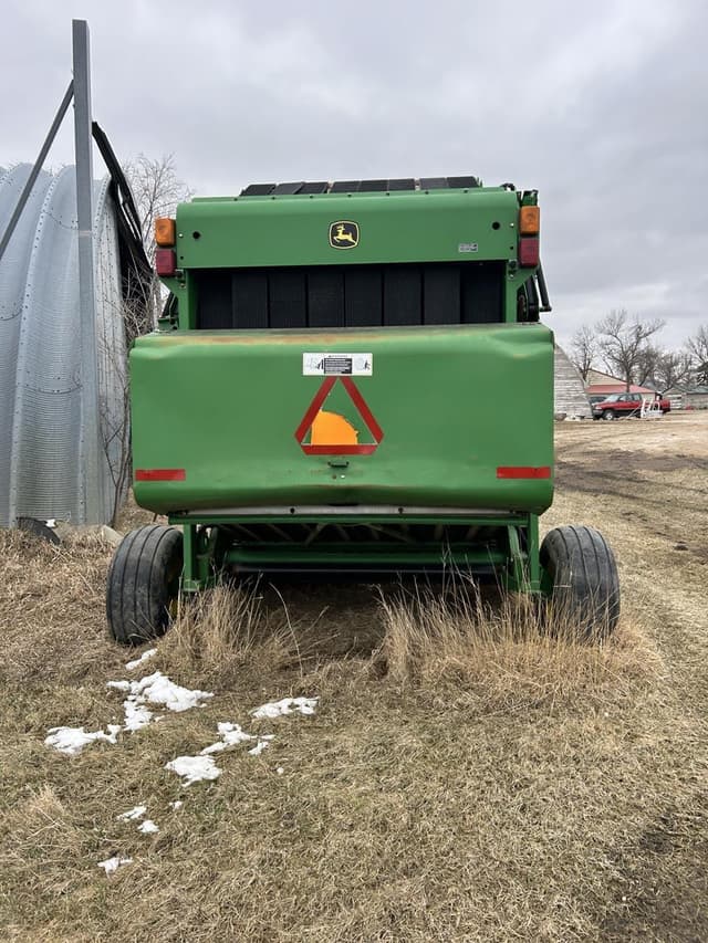 Image of John Deere 567 MegaWide equipment image 4
