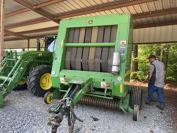 Image of John Deere 567 MegaWide equipment image 2