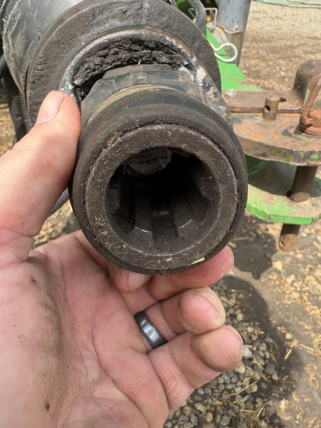 Image of John Deere 567 equipment image 4