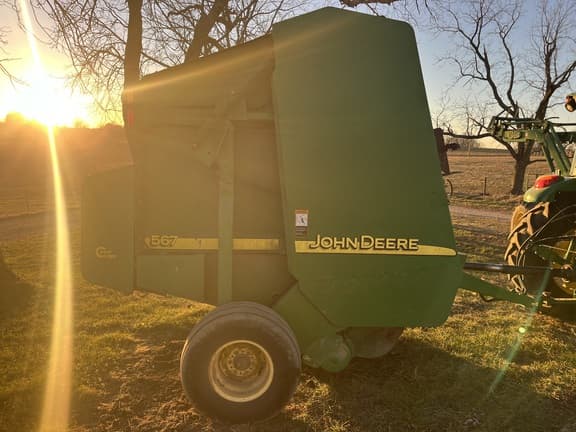 Image of John Deere 567 equipment image 3