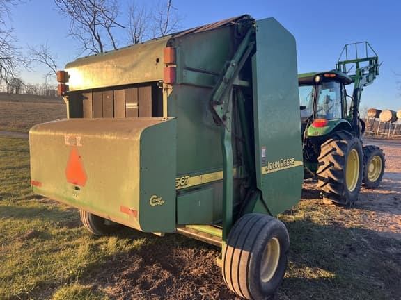 Image of John Deere 567 equipment image 4