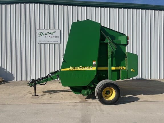 Image of John Deere 567 equipment image 2