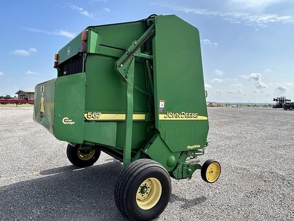 Image of John Deere 567 equipment image 4