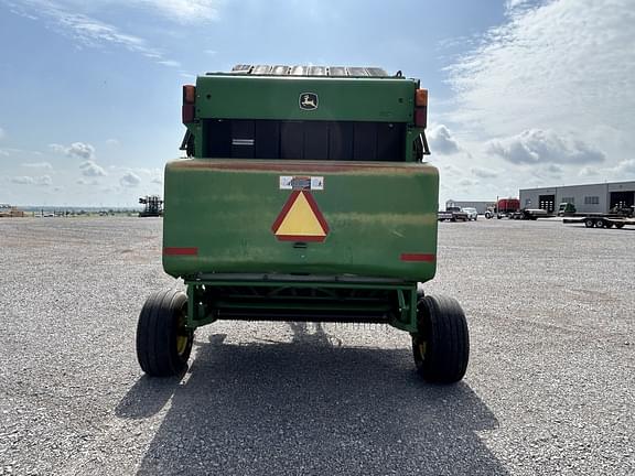 Image of John Deere 567 equipment image 3