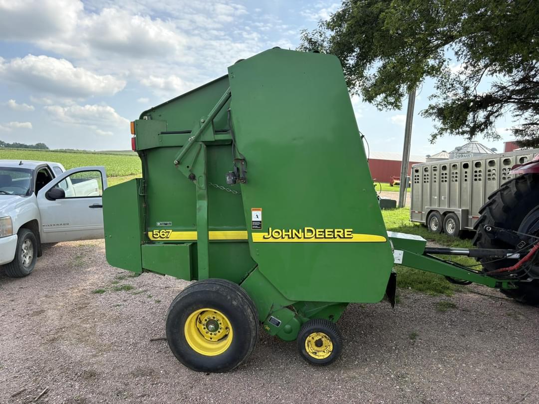 Image of John Deere 567 Primary image