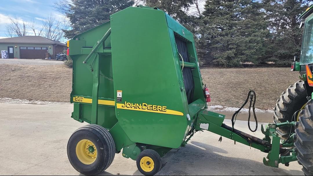 Image of John Deere 567 Primary image