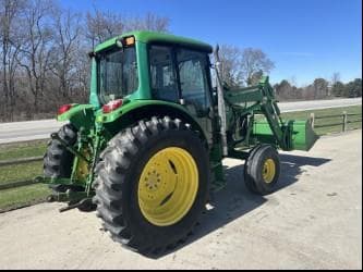 Image of John Deere 6220 equipment image 3