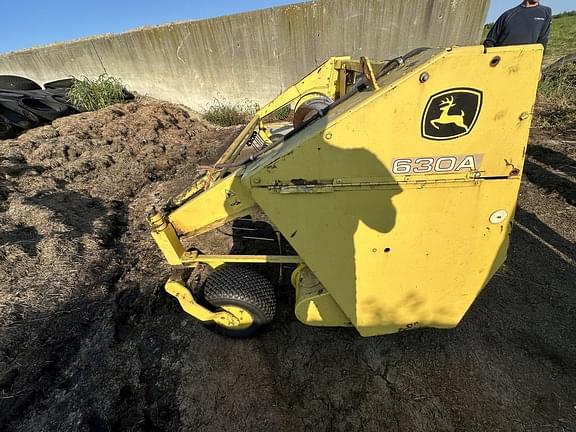 Image of John Deere 630A equipment image 2