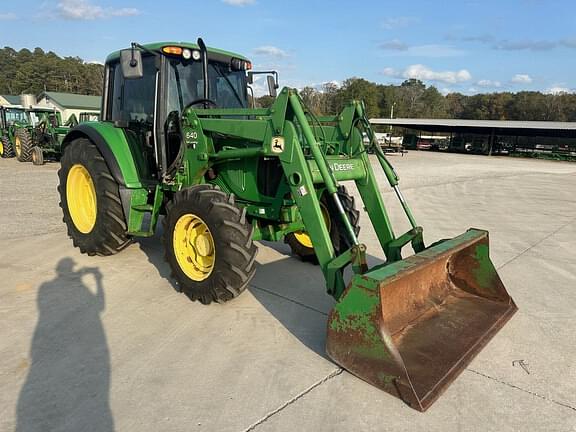 Image of John Deere 6320 equipment image 4