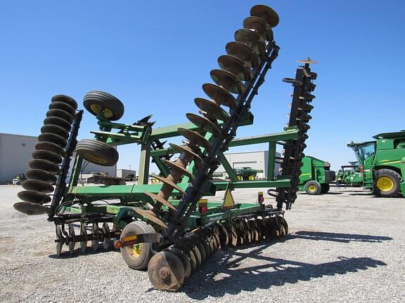 Image of John Deere 637 equipment image 2
