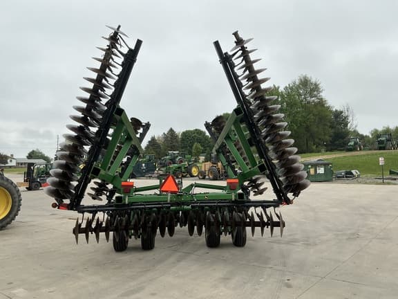 Image of John Deere 637 equipment image 4