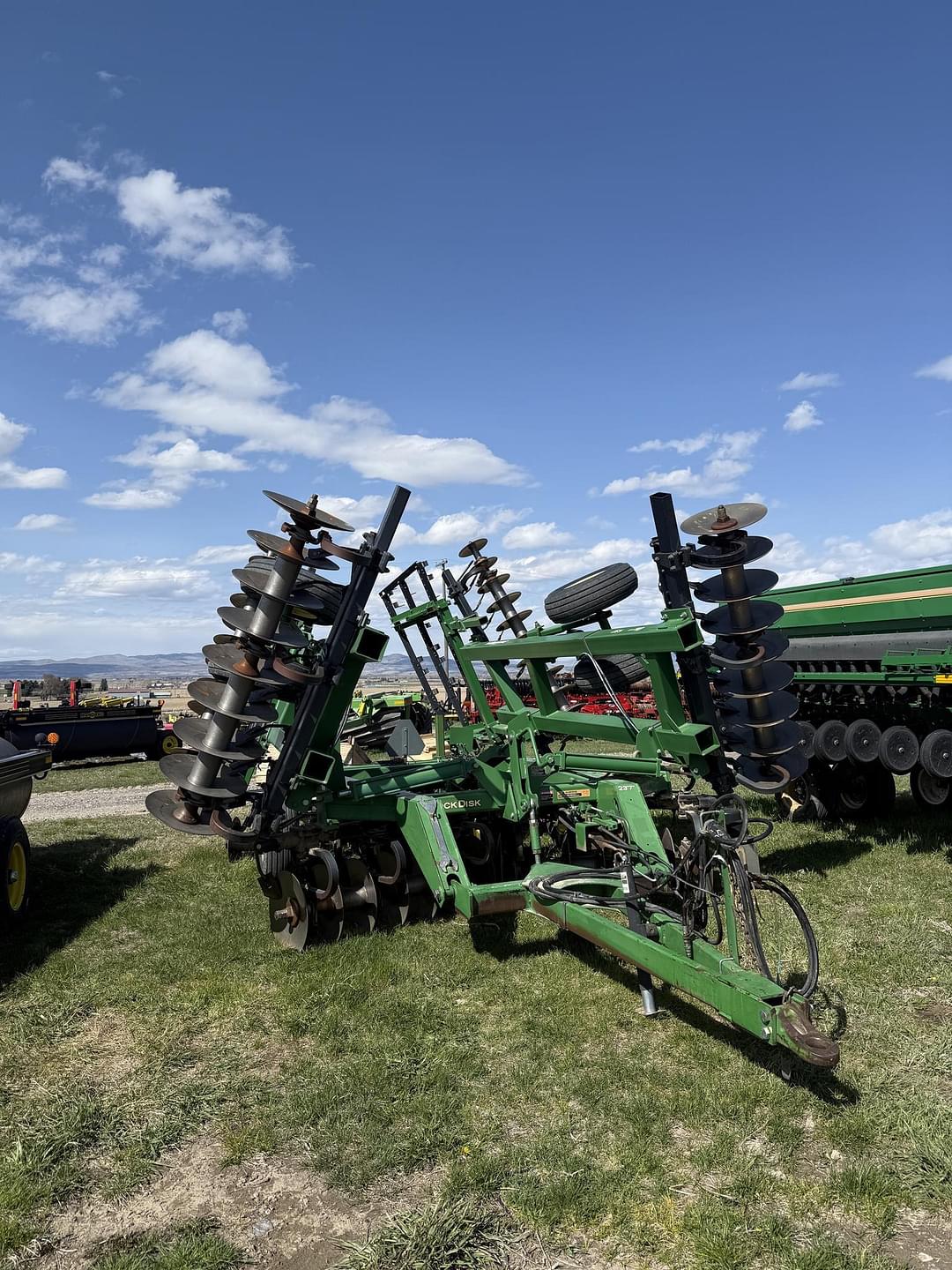 Image of John Deere 637 Primary image