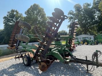 Main image John Deere 637