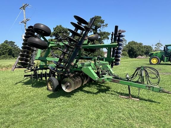 Image of John Deere 637 Primary Image