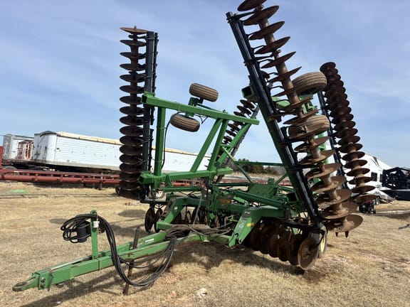 2002 John Deere 637 Equipment Image0