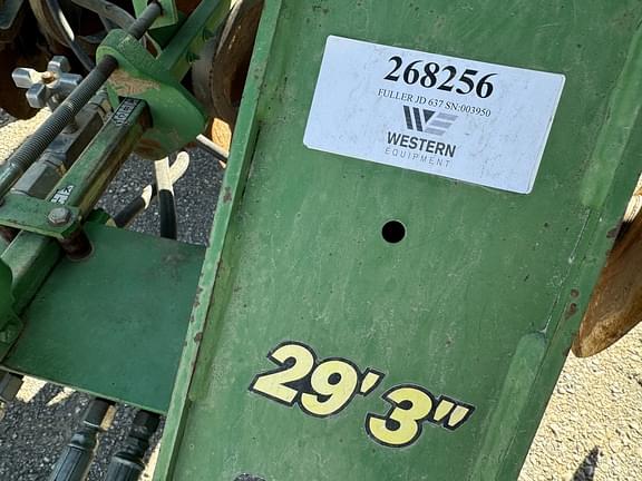 Image of John Deere 637 Primary image