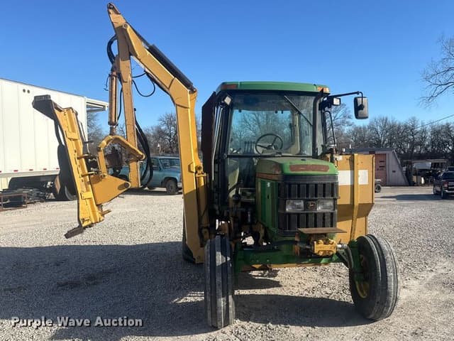 Image of John Deere 6405 equipment image 1