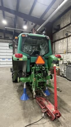 Image of John Deere 6420 equipment image 3