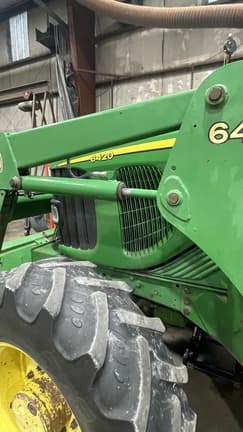 Image of John Deere 6420 equipment image 2