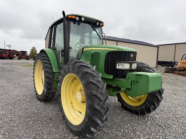 Image of John Deere 6420 equipment image 1