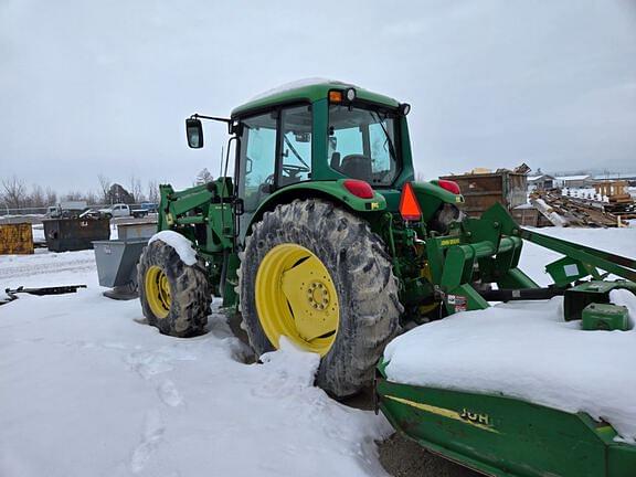 Image of John Deere 6420 equipment image 1