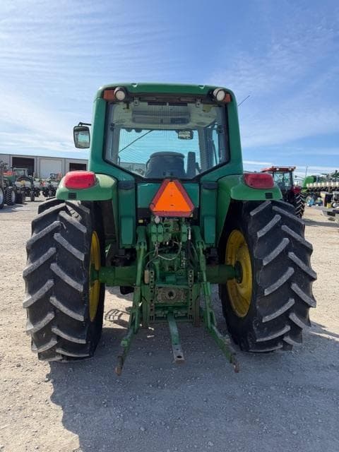 Image of John Deere 6420 equipment image 3