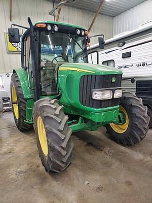 2002 John Deere 6420 Image