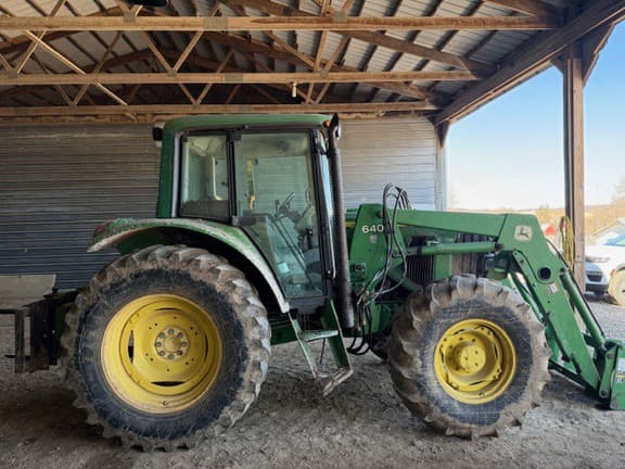 Image of John Deere 6420 equipment image 3