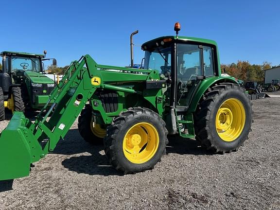 Image of John Deere 6420 equipment image 4