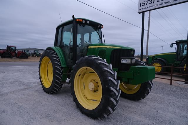 Image of John Deere 6420 equipment image 3