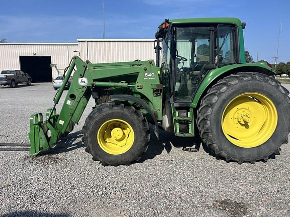 Image of John Deere 6420 equipment image 1