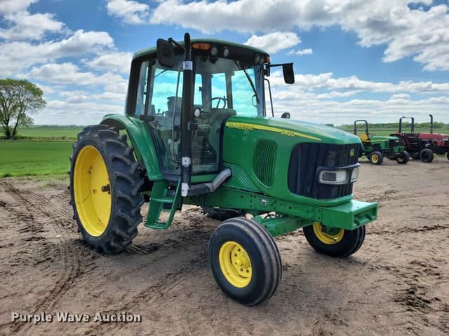 Image of John Deere 6420 equipment image 2
