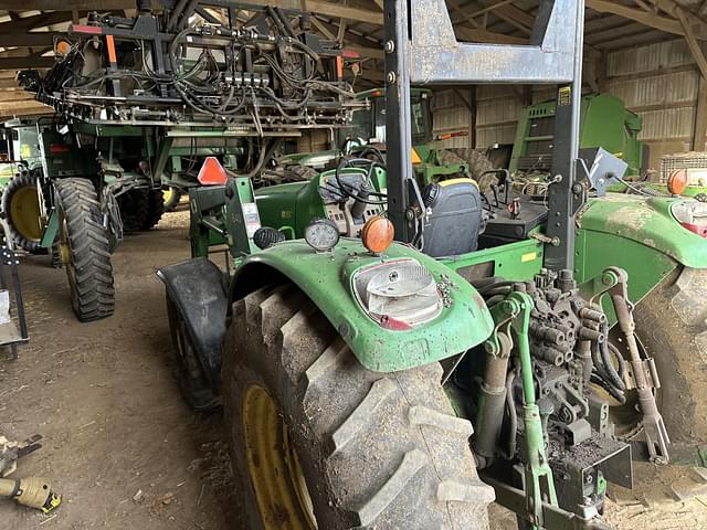 Image of John Deere 6420L equipment image 4