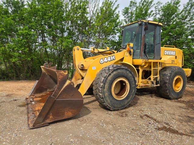 Image of John Deere 644H equipment image 4