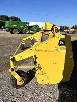 Image of John Deere 645A equipment image 3