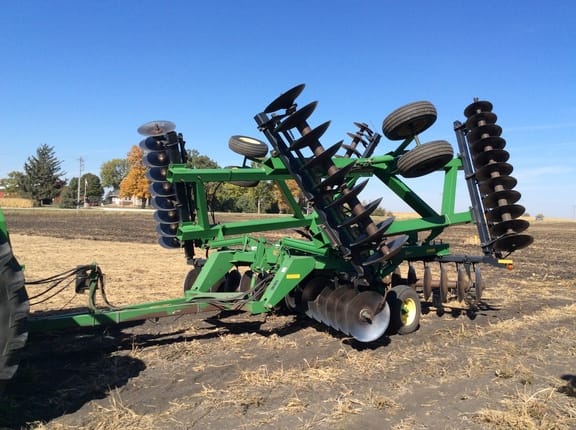 Main image John Deere 650