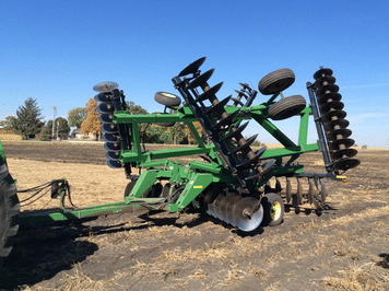 Main image John Deere 650