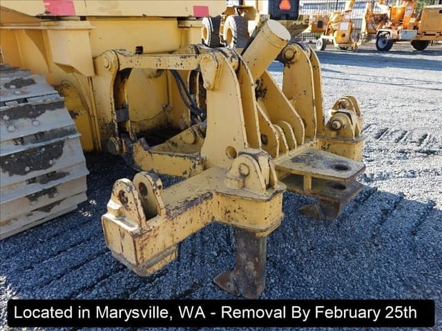 Image of John Deere 650H equipment image 2