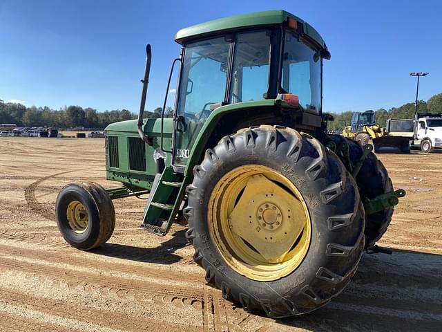 Image of John Deere 6605 equipment image 1