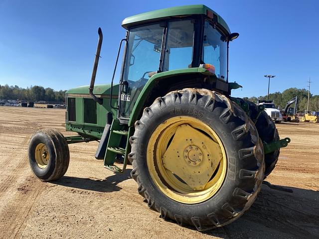 Image of John Deere 6605 equipment image 1