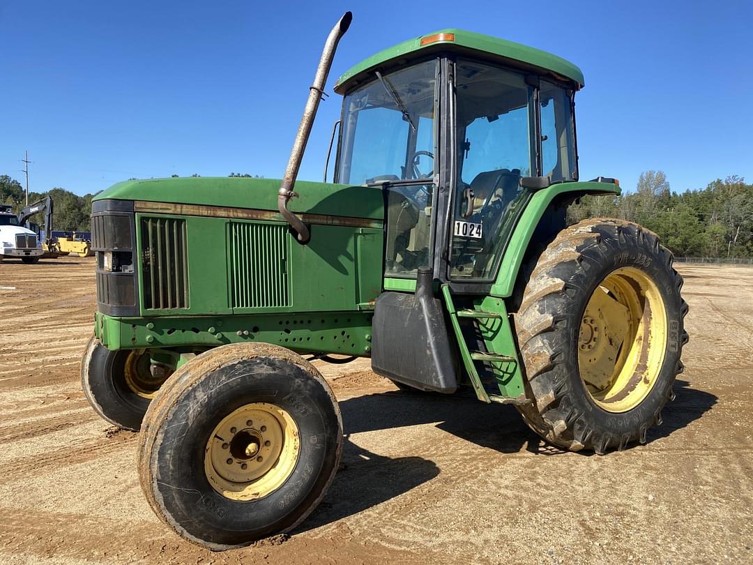 Image of John Deere 6605 Primary image