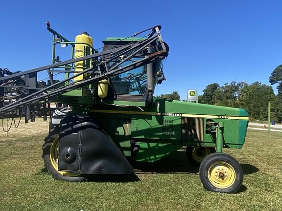 Image of John Deere 6700 equipment image 4