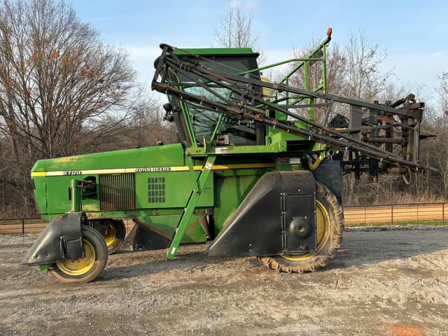 Image of John Deere 6700 equipment image 3