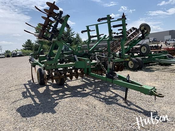 Image of John Deere 714 Primary image