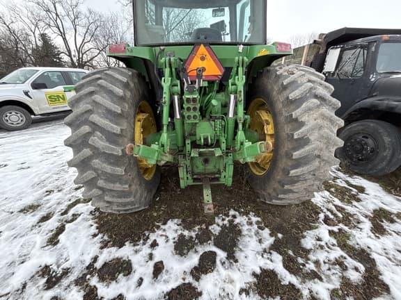 Image of John Deere 7410 equipment image 3