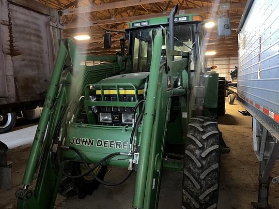 Image of John Deere 7410 equipment image 1