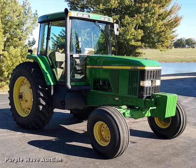 Image of John Deere 7410 equipment image 2