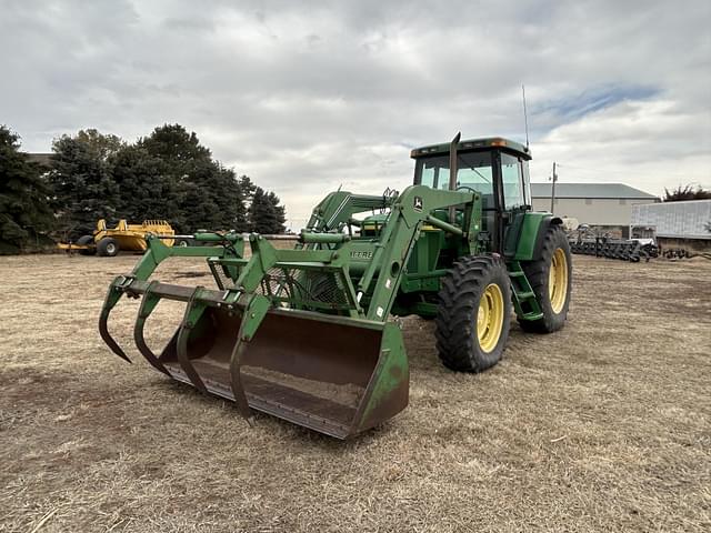 Image of John Deere 7410 equipment image 2