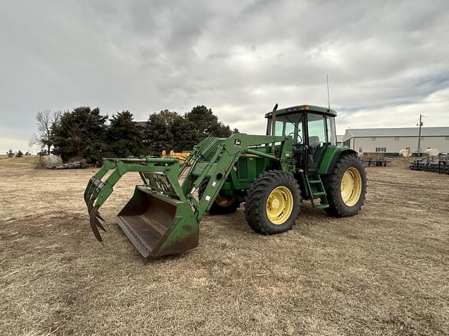 Image of John Deere 7410 equipment image 3